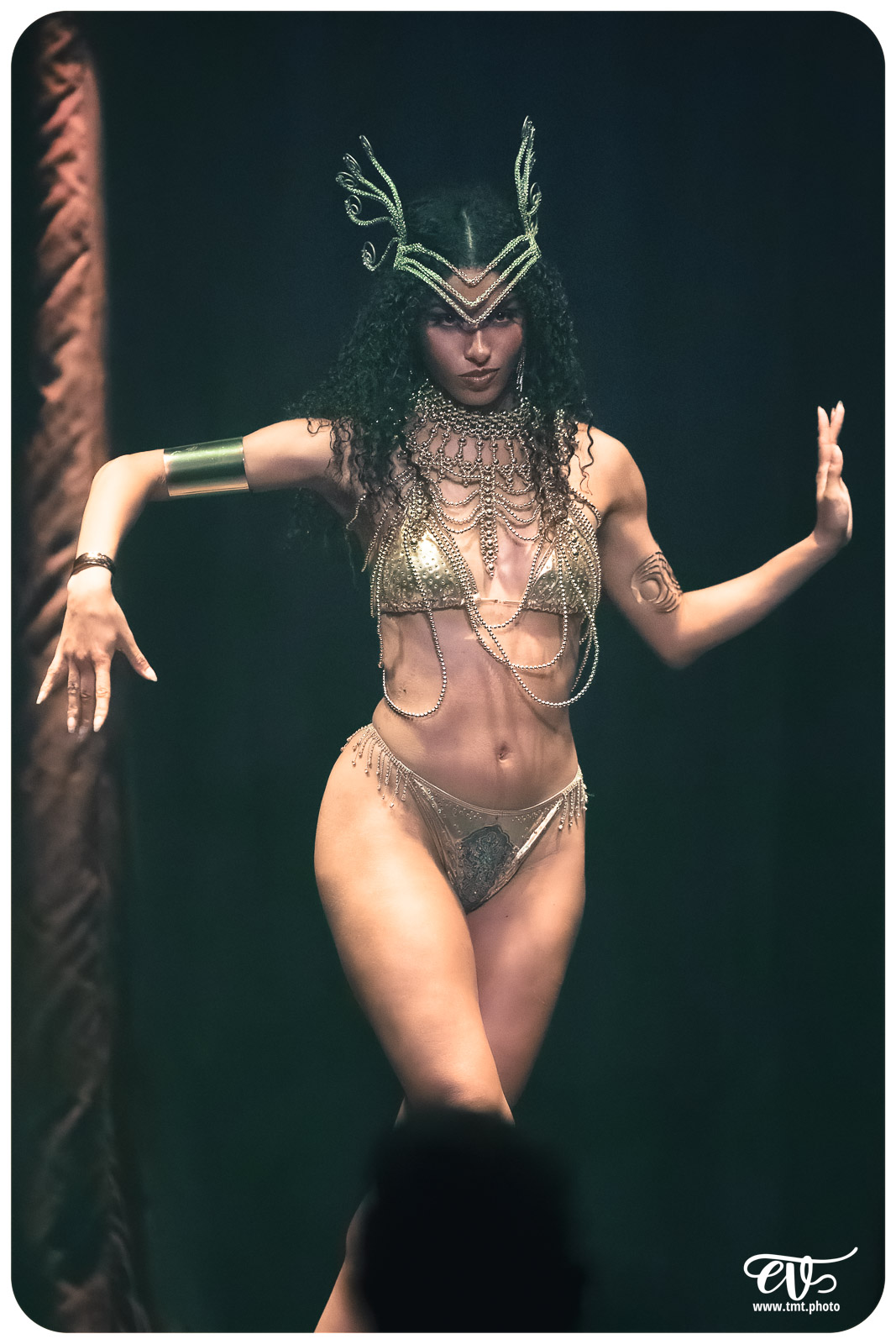 LES COURBES DE L'IL#5